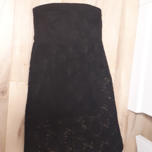 Lace dress - Picture 1 of 1